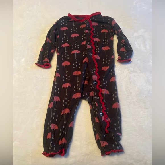 Kickee Pants pajamas - black with raindrops and red umbrellas size 3-6 months - Picture 1 of 6